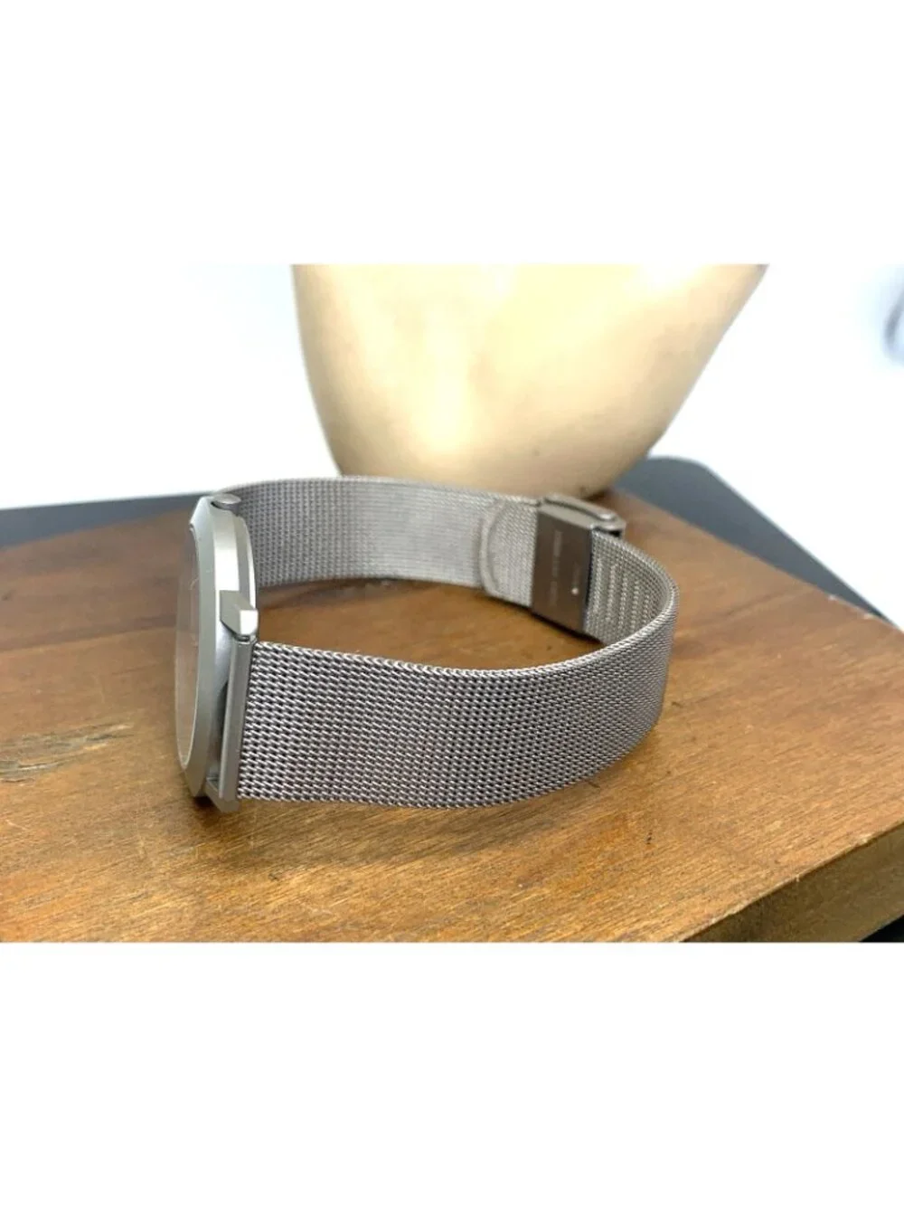 Pixels Denmark Unisex Watch Gray Dial Quartz Titanium Case Stainless Steel Band